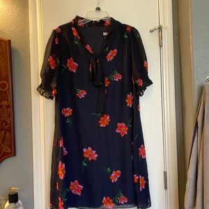 DKNY fully lined smocked short sleeve A-line dress Size 16